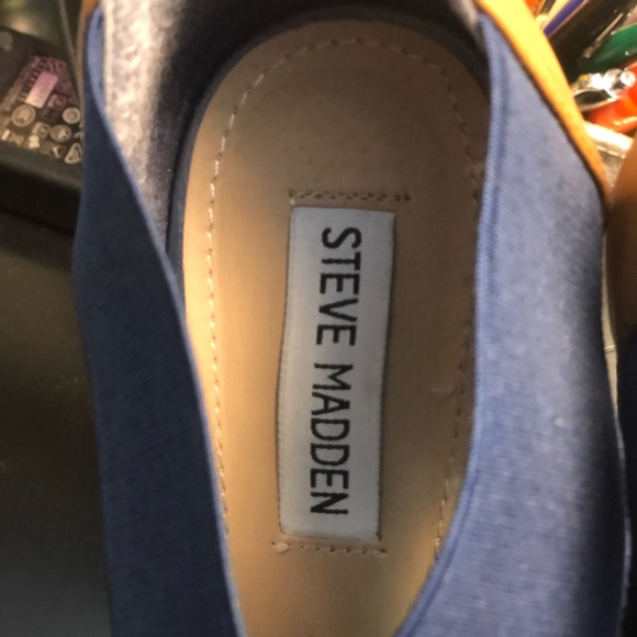 Steve Madden Wedge Sandal - Picture 7 of 11
